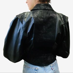 VINTAGE 80’s Black Leather Crop Short Jacket Small